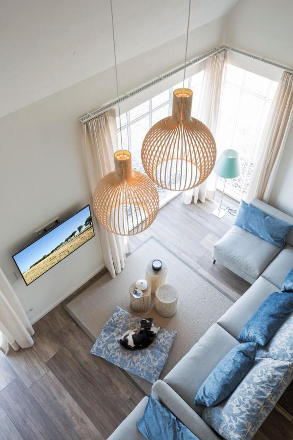 Reetdorf Geltinger Birk Atelierhaus Mooreiche Nieby  Buitenkant foto